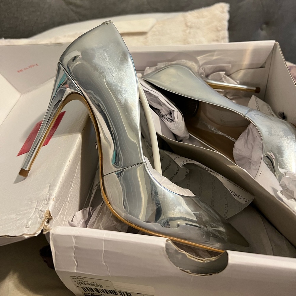 ALDO METALLIC SILVER HEEL